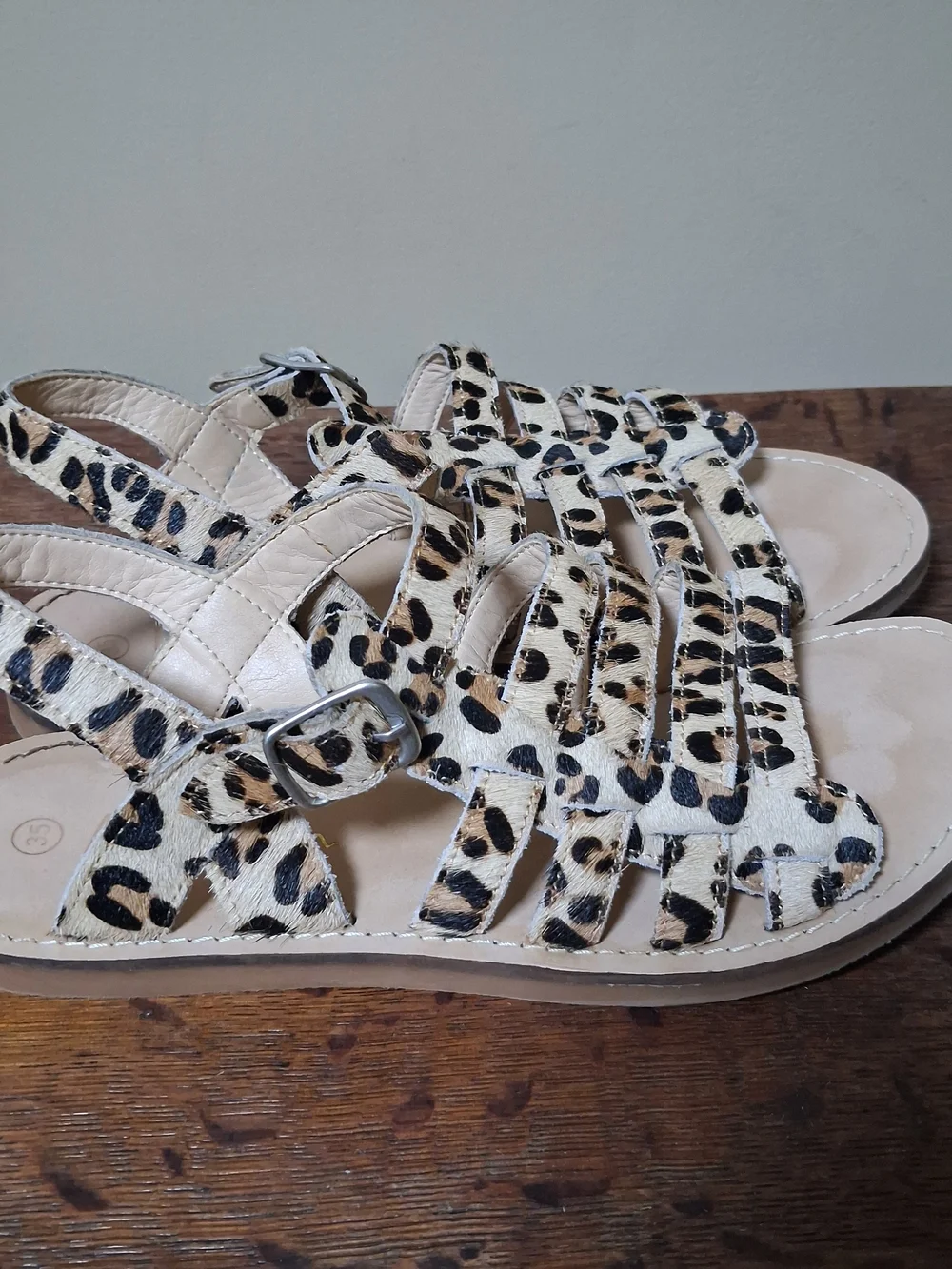 Mini Boden Girl's Leopard Print Fur Adjustable Straps Sandals; Size US 3.5